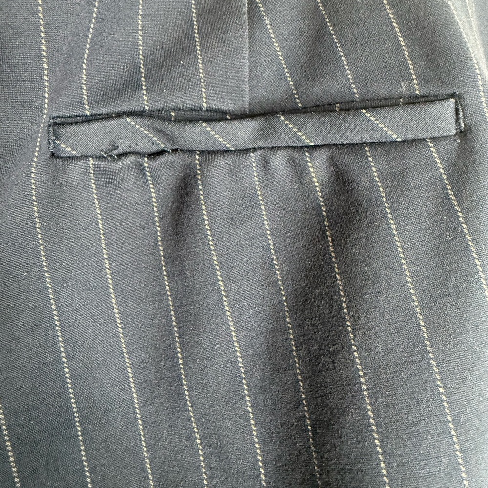 Women’s Torrid Classic Navy Pinstripe Trousers, size 26 - Picture 4 of 11